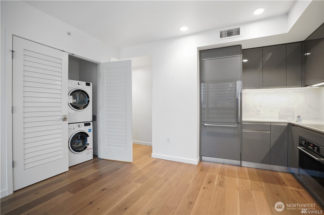 1808 Minor Avenue #905, Seattle, WA 98101