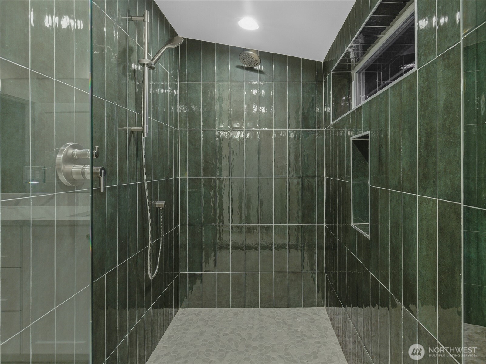 8817 Densmore Avenue N, Seattle, WA 98103