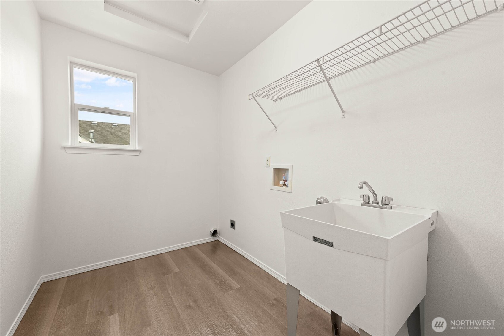 202 Hawk Avenue SW, Orting, WA 98360