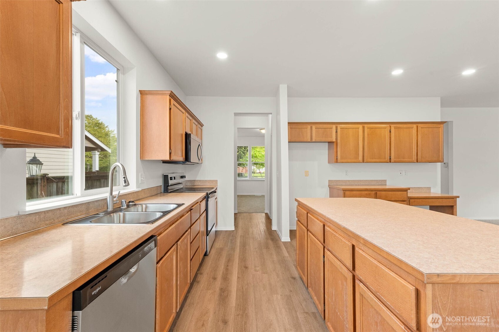 202 Hawk Avenue SW, Orting, WA 98360