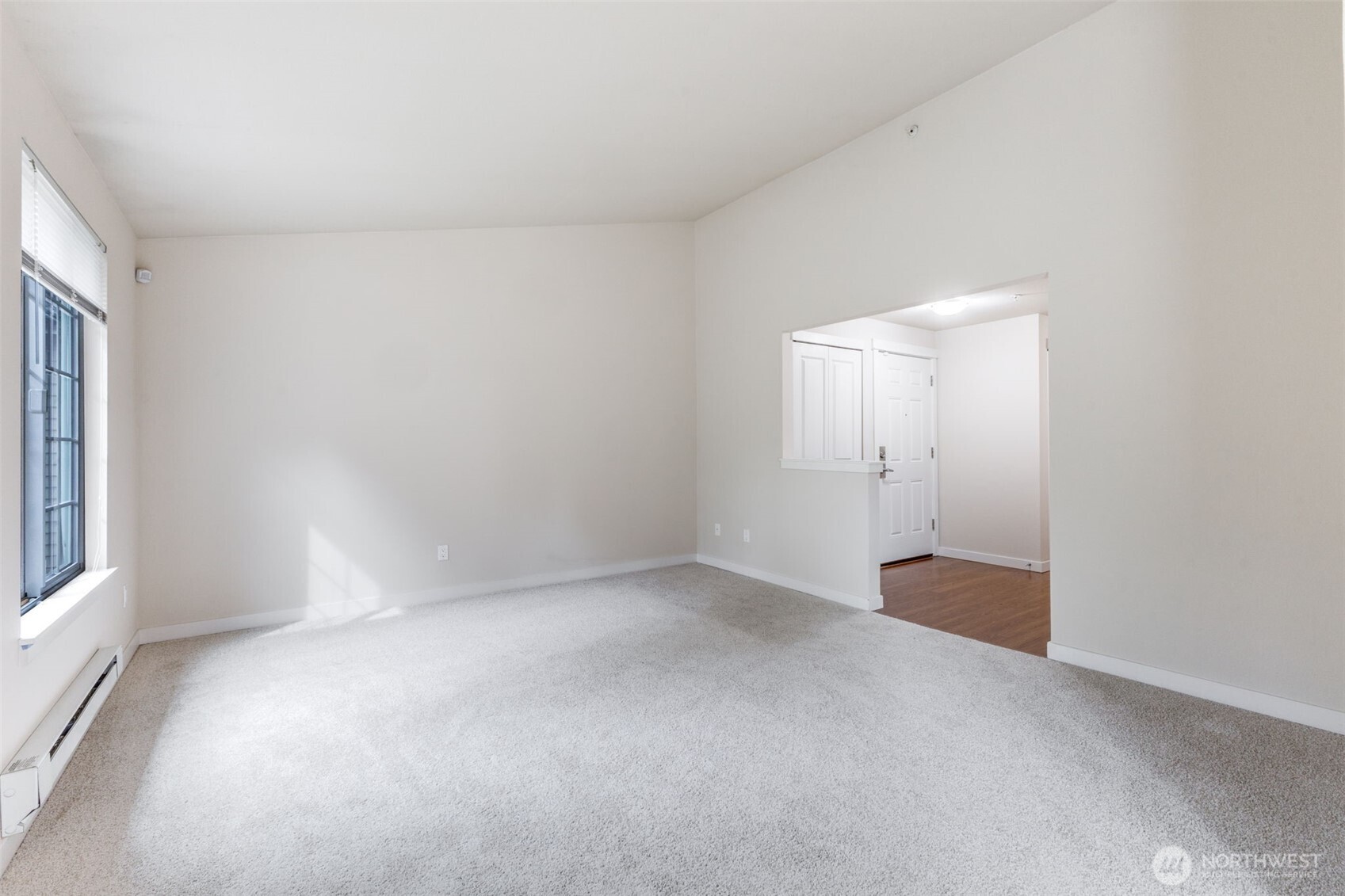 10619 SE 261st Place #E304, Kent, WA 98030-6738