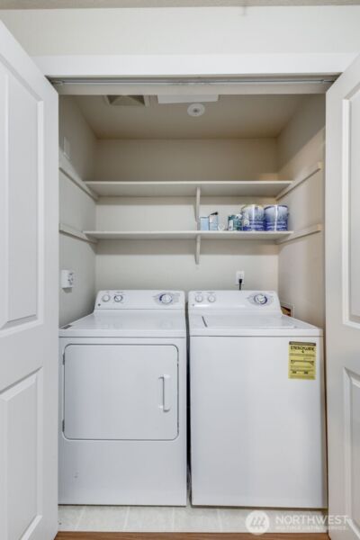 10619 SE 261st Place #E304, Kent, WA 98030-6738 - Photo 28