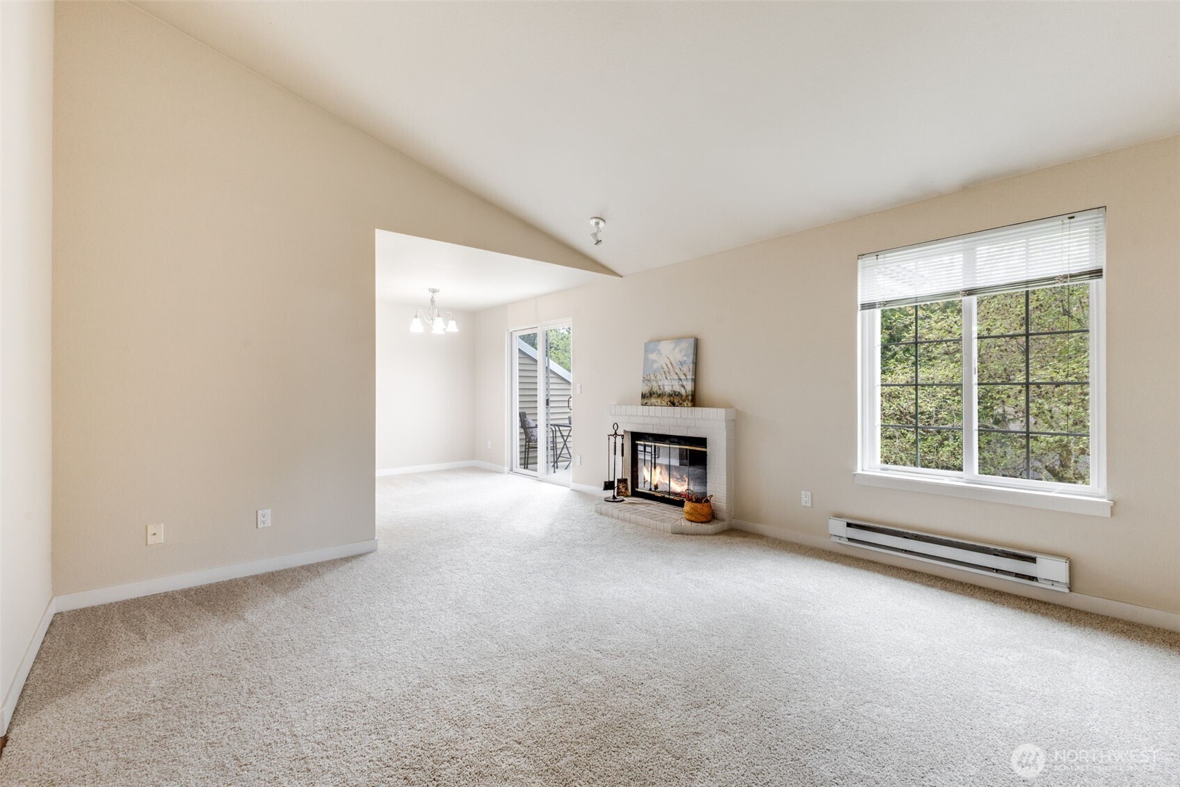 10619 SE 261st Place #E304, Kent, WA 98030-6738