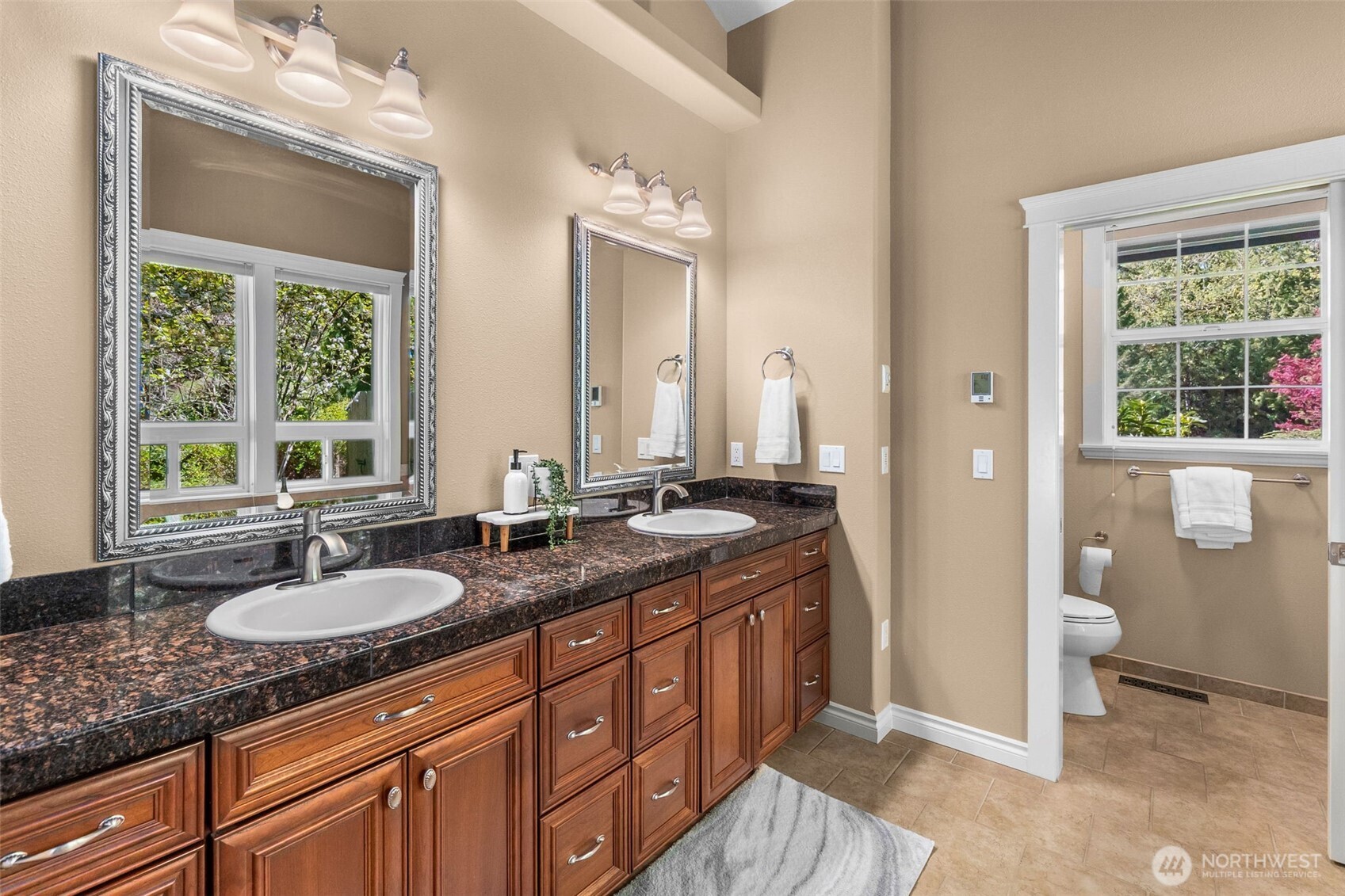 2203 62nd Avenue NW, Olympia, WA 98502