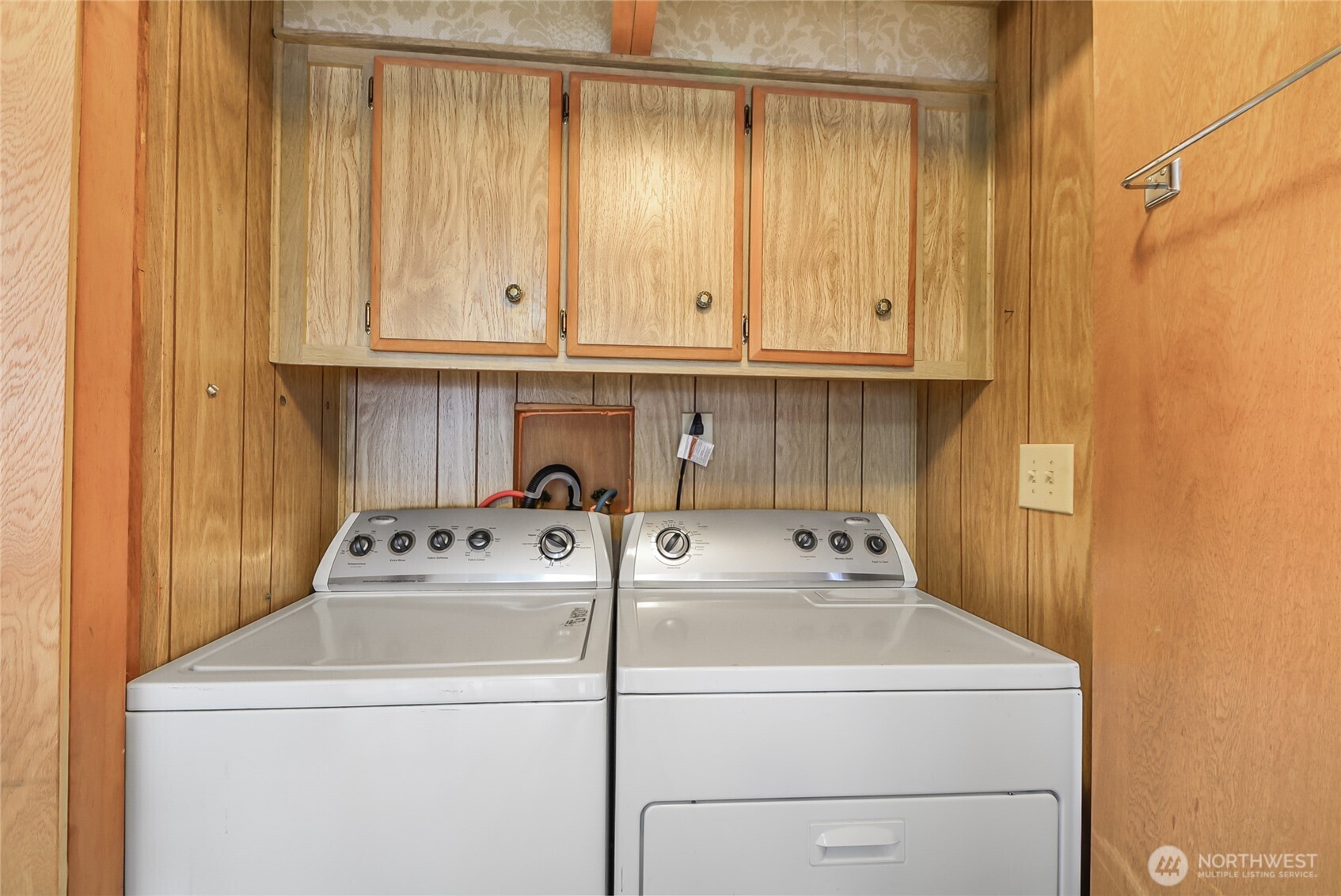 5220 SW 176th Street #16, Lynnwood, WA 98037