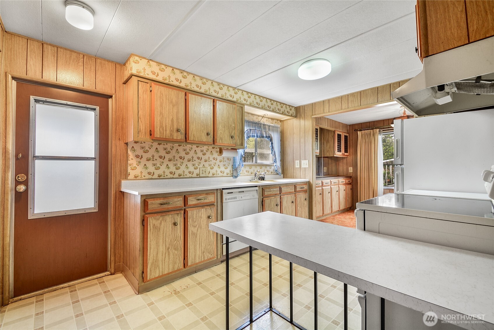 5220 SW 176th Street #16, Lynnwood, WA 98037
