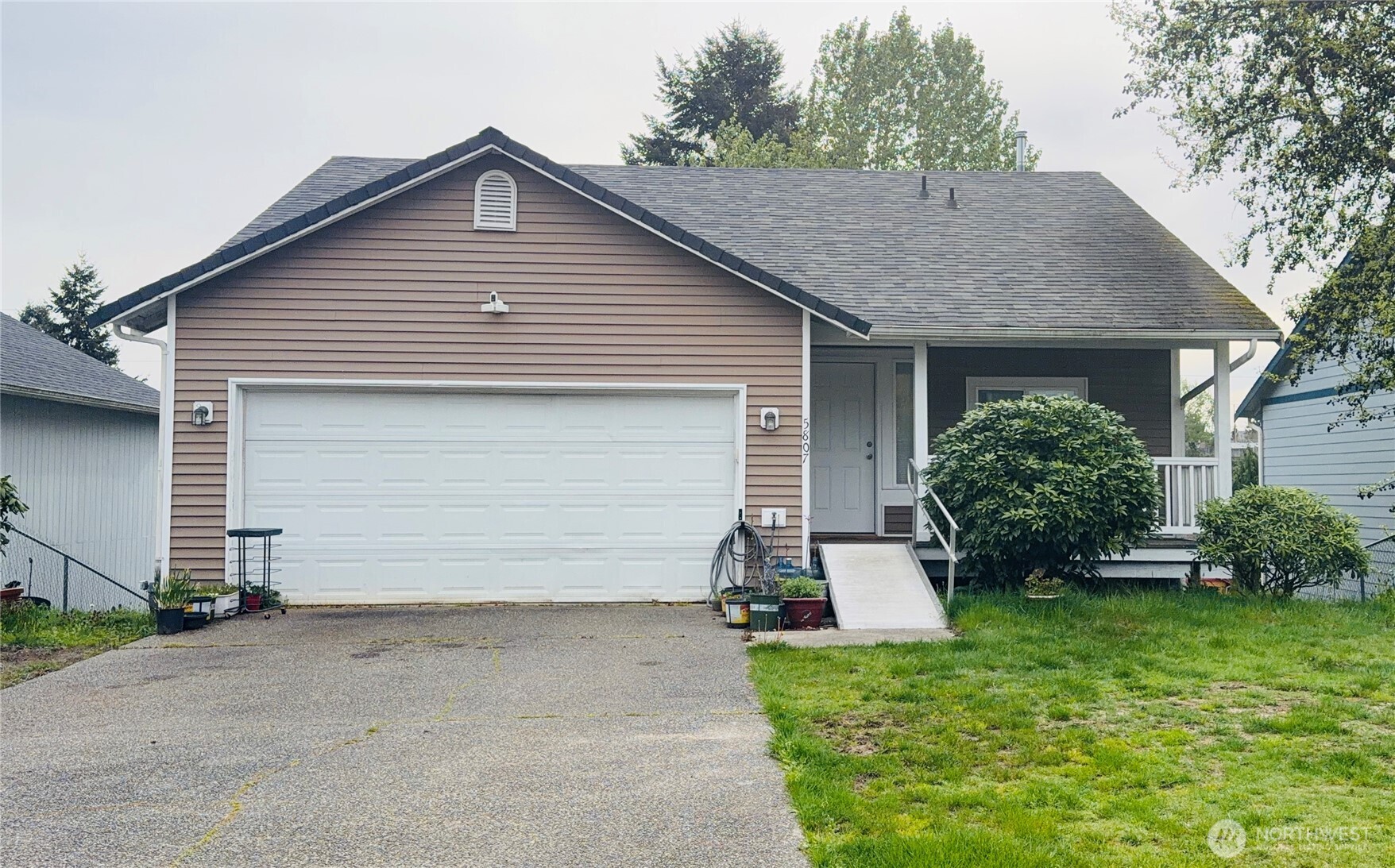 5807 S Firdinand Street , Tacoma, WA 98409-4409