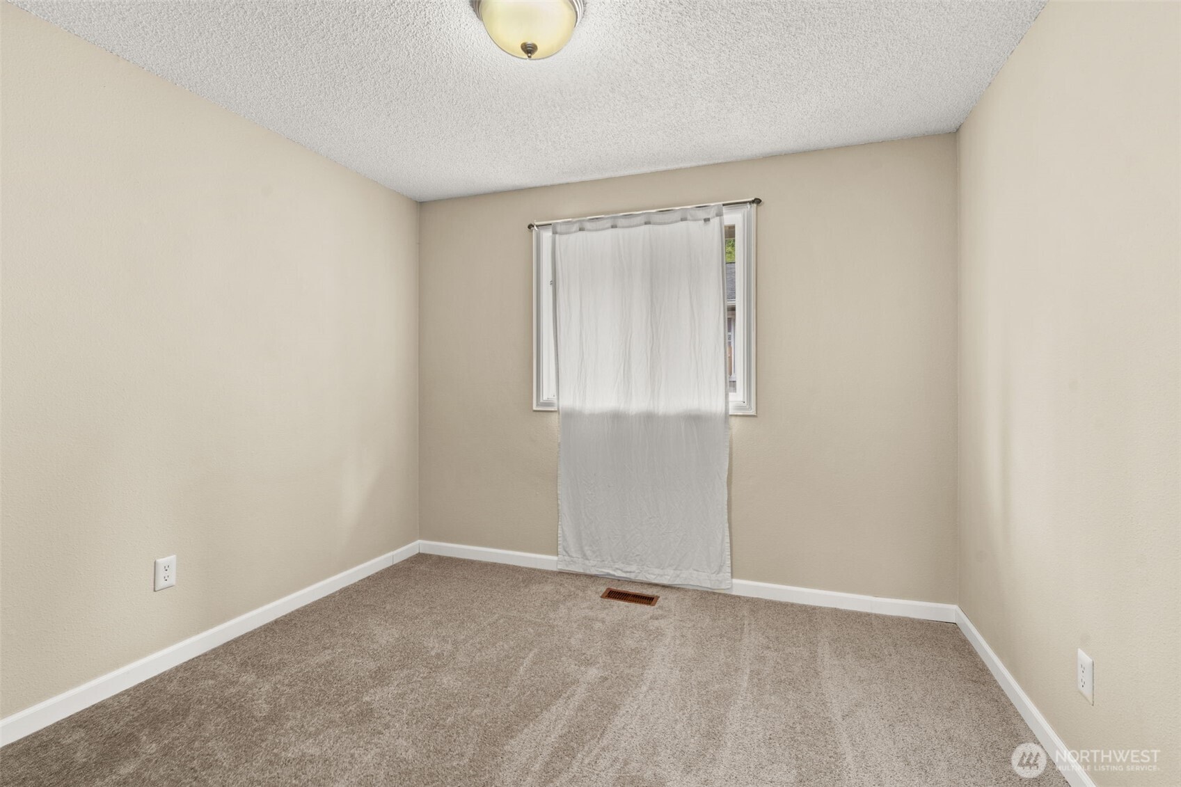 630 N 11Th , Elma, WA 98541