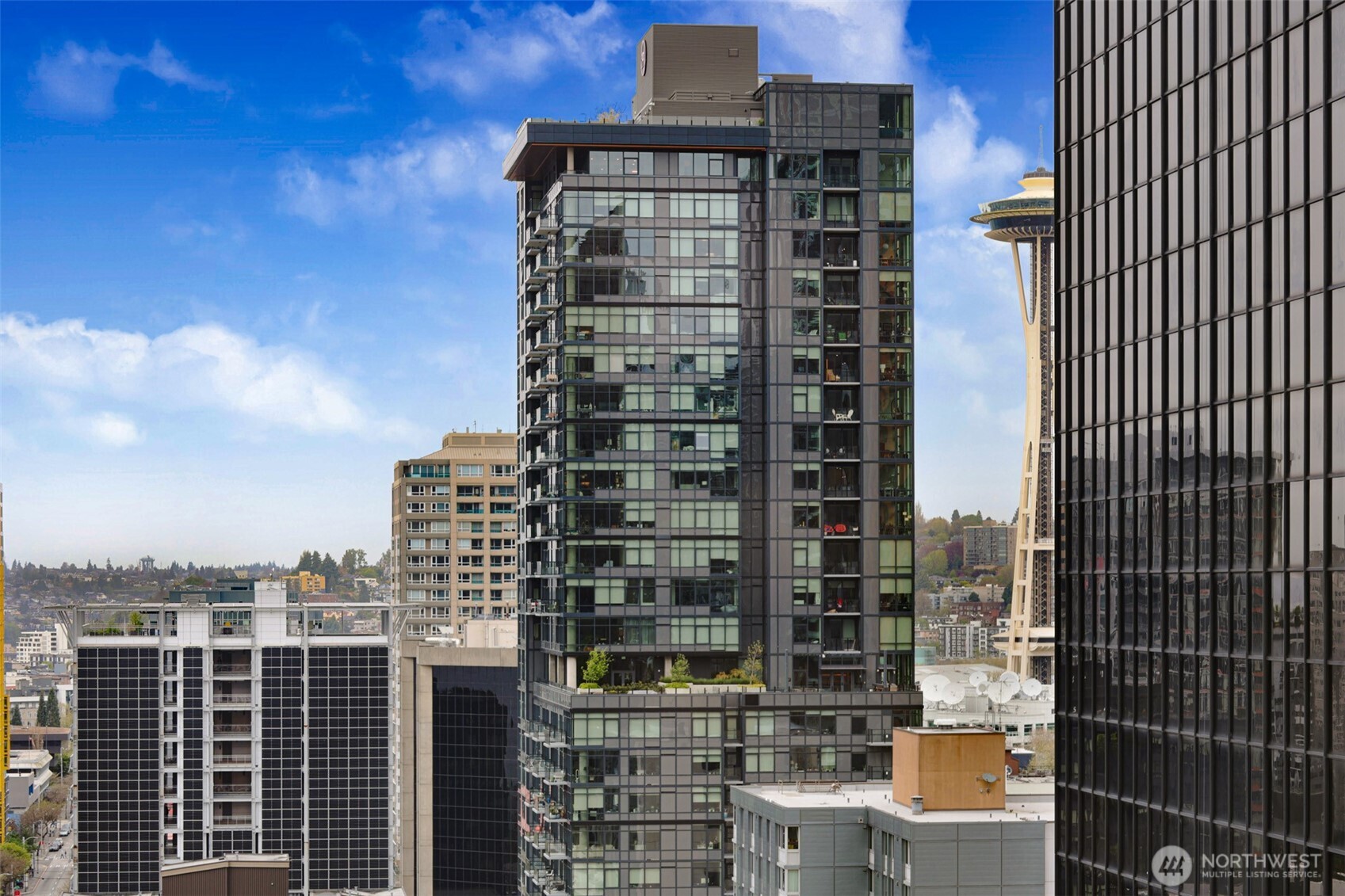 2100 3rd Avenue #1804, Seattle, WA 98121