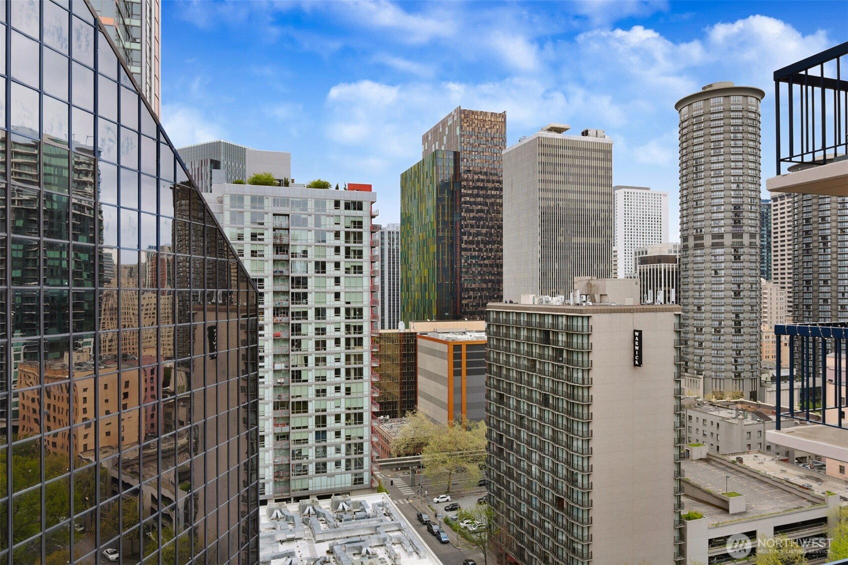 2100 3rd Avenue #1804, Seattle, WA 98121