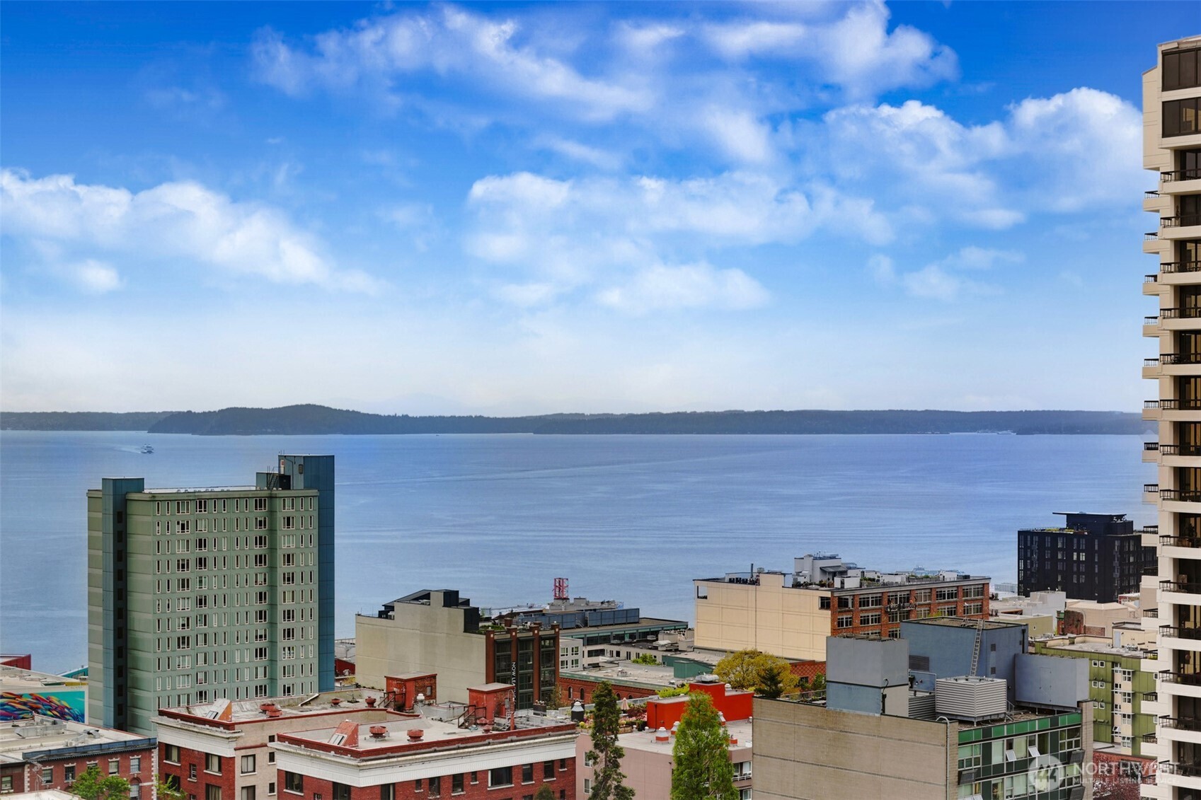 2100 3rd Avenue #1804, Seattle, WA 98121