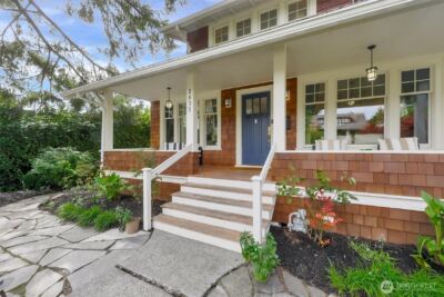 2635 46th Avenue SW, Seattle, WA 98116 - Photo 2