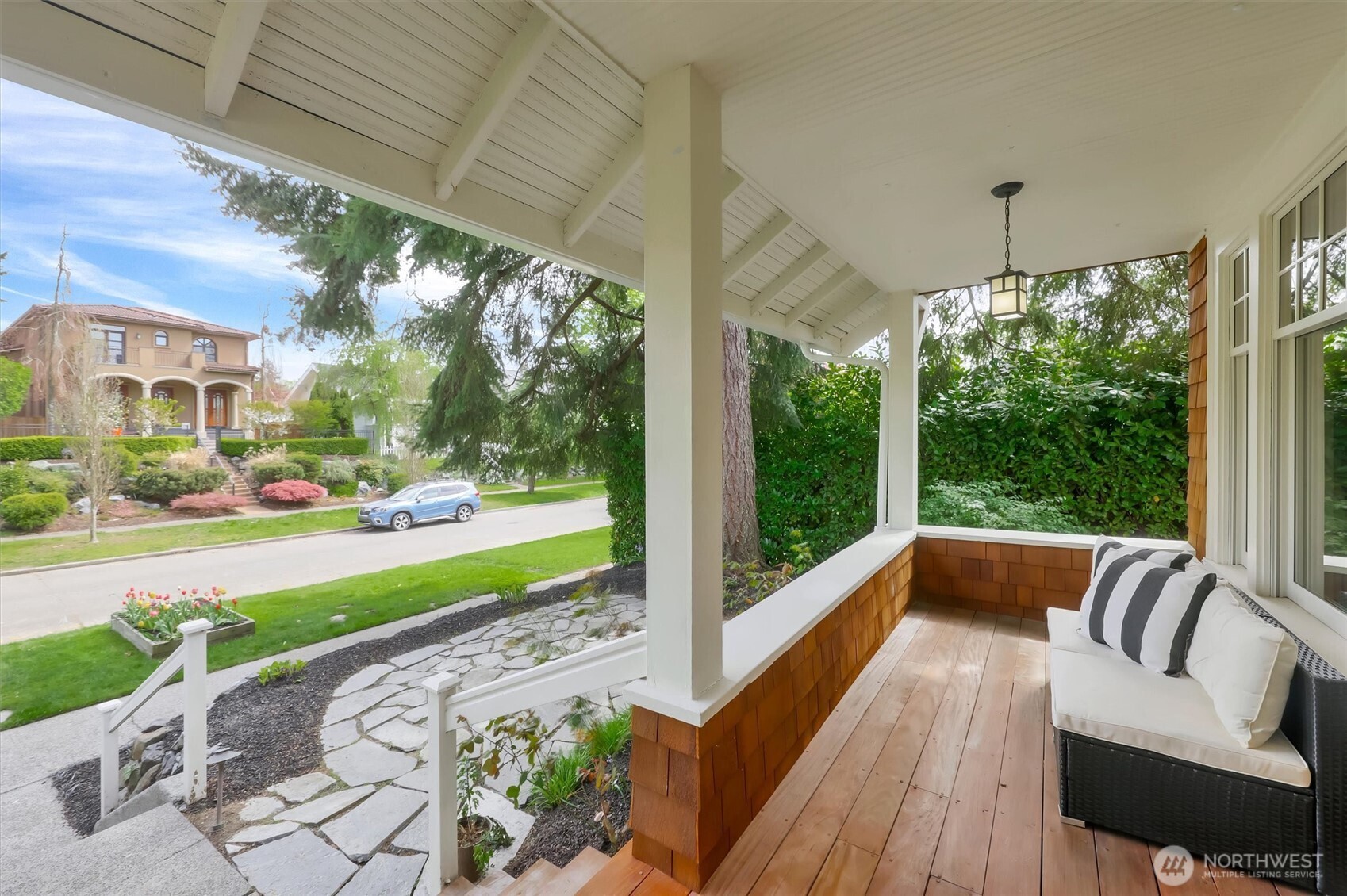2635 46th Avenue SW, Seattle, WA 98116