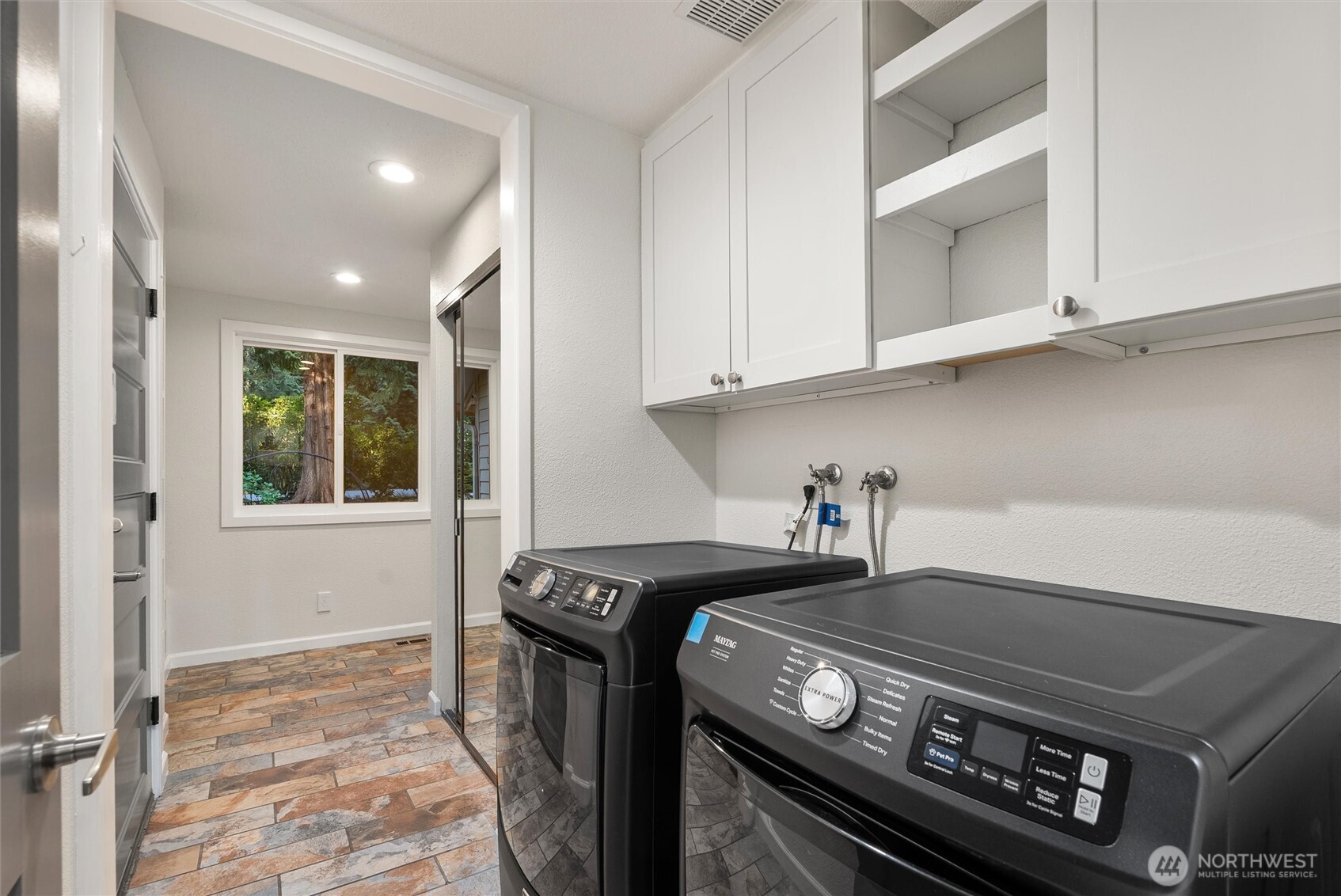 3737 230th Place SE, Sammamish, WA 98075