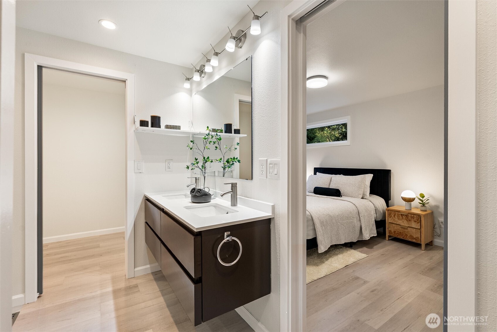 3737 230th Place SE, Sammamish, WA 98075