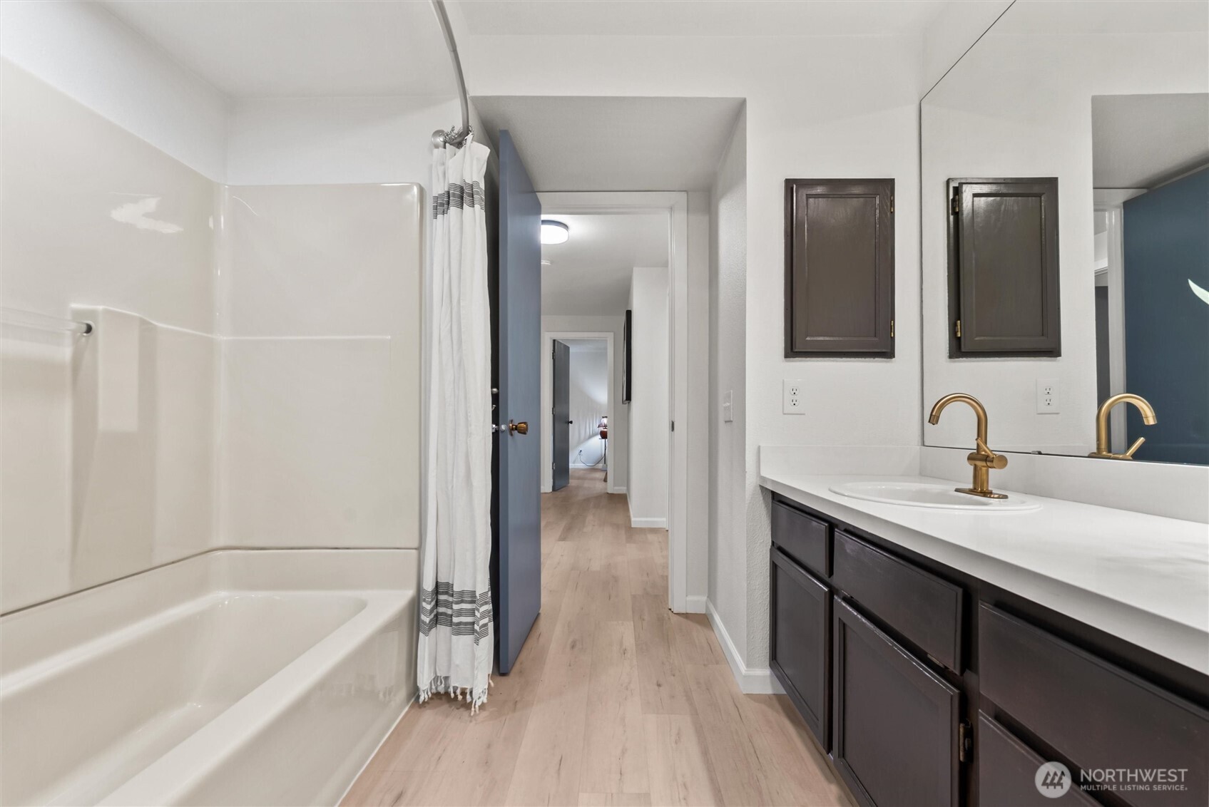 3737 230th Place SE, Sammamish, WA 98075