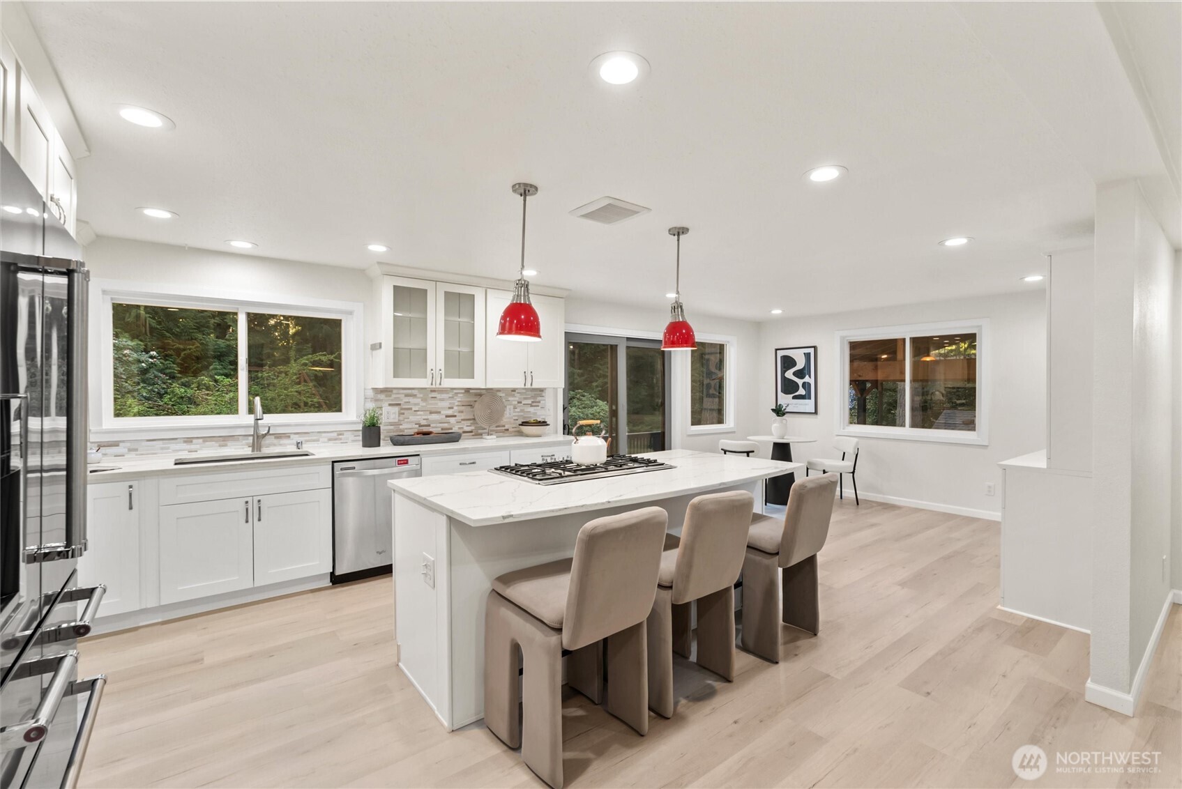3737 230th Place SE, Sammamish, WA 98075