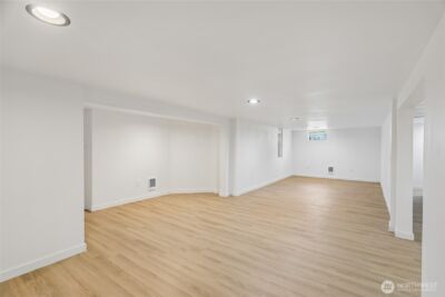 102 S 56th Street , Tacoma, WA 98408 - Photo 21