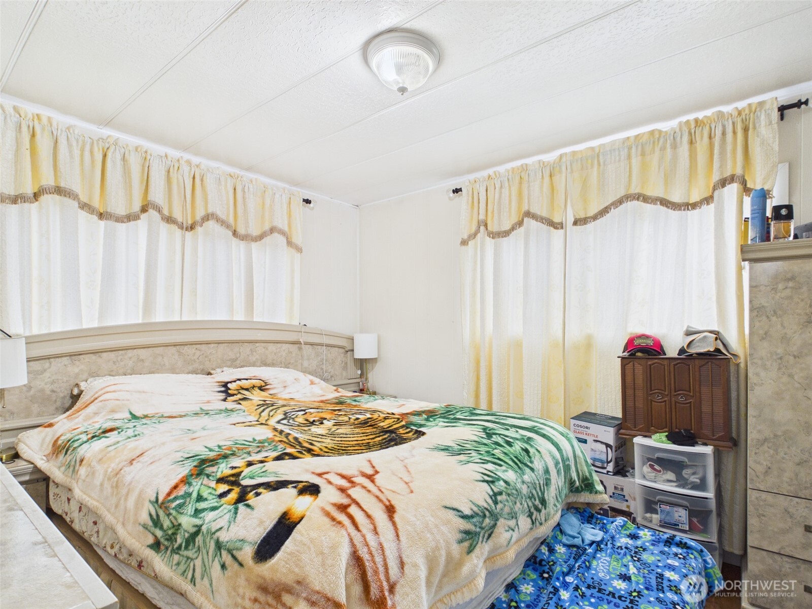 827 West Valley Highway #27, Kent, WA 98032