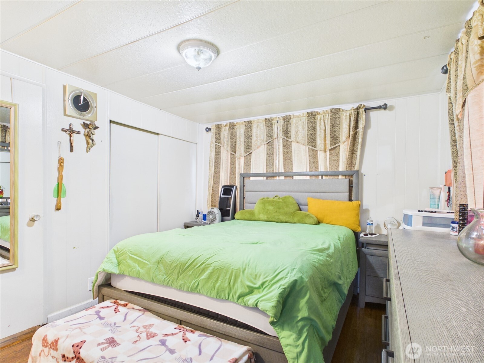 827 West Valley Highway #27, Kent, WA 98032