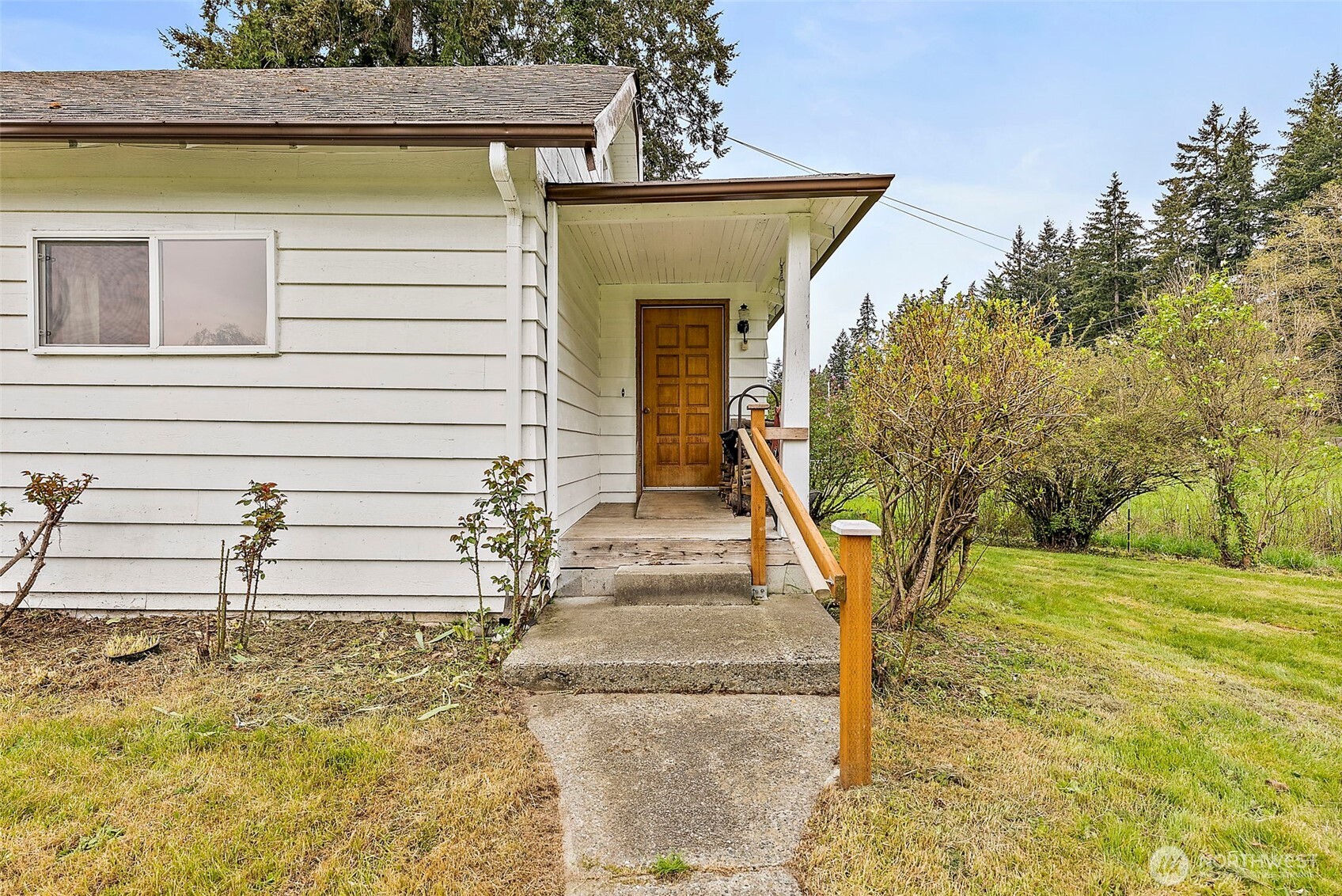 12106 County Line Road E, Edgewood, WA 98372