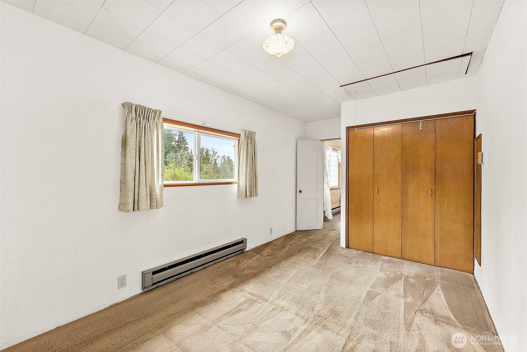 12106 County Line Road E, Edgewood, WA 98372
