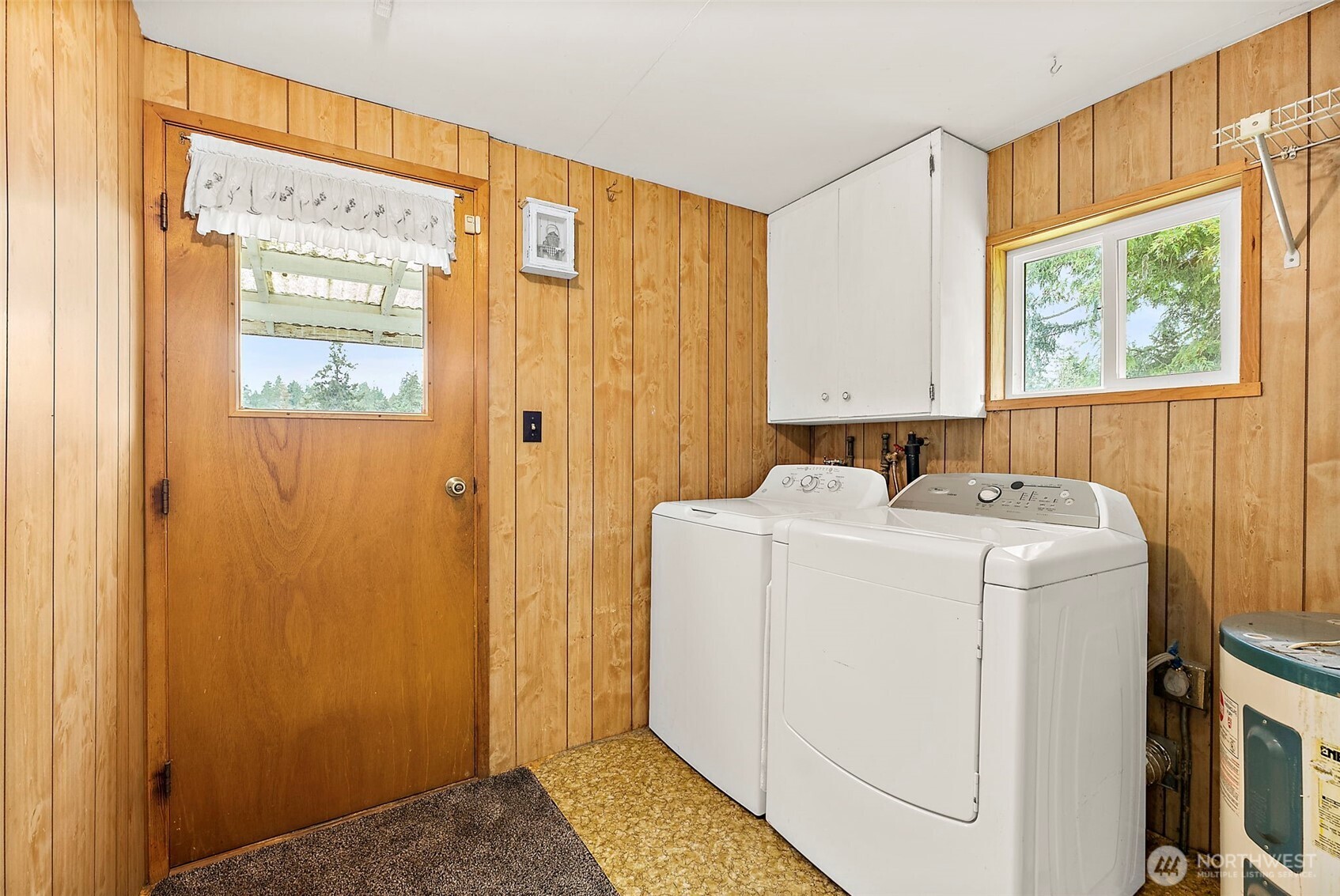 12106 County Line Road E, Edgewood, WA 98372