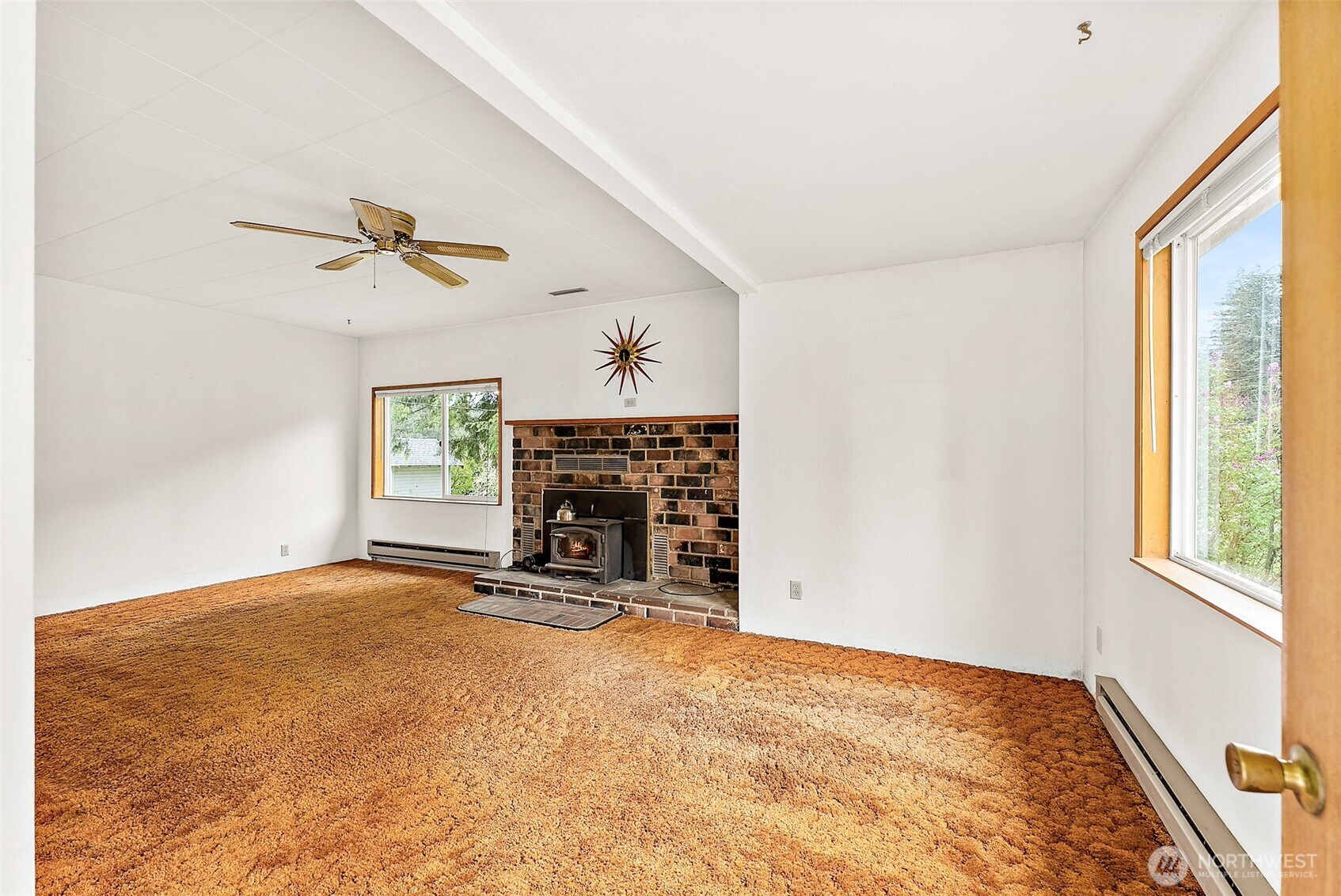 12106 County Line Road E, Edgewood, WA 98372