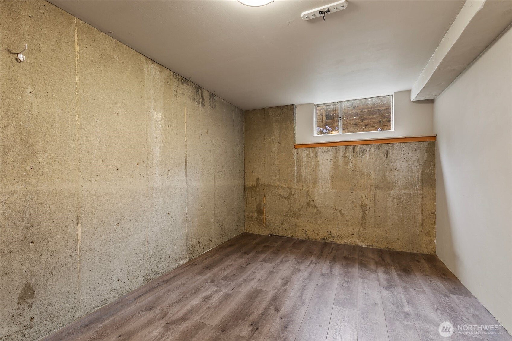 3041 24th Avenue W, Seattle, WA 98199