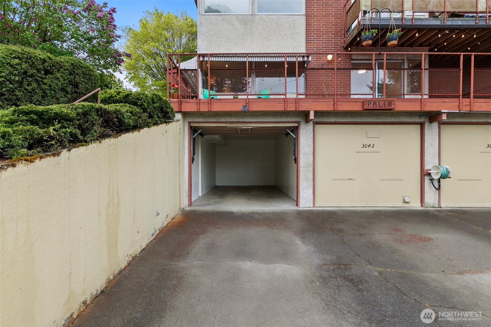 3041 24th Avenue W, Seattle, WA 98199