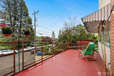 3041 24th Avenue W, Seattle, WA 98199 - Photo 31