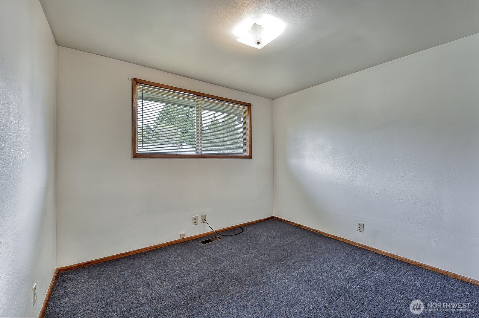 1724 Sunset Drive , Burlington, WA 98233
