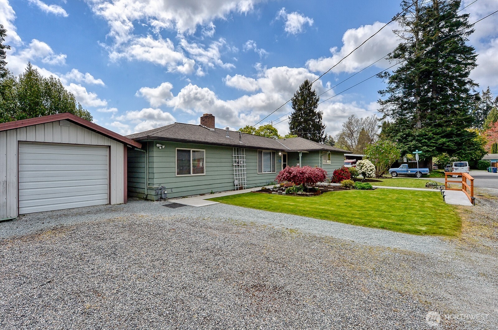 1724 Sunset Drive , Burlington, WA 98233