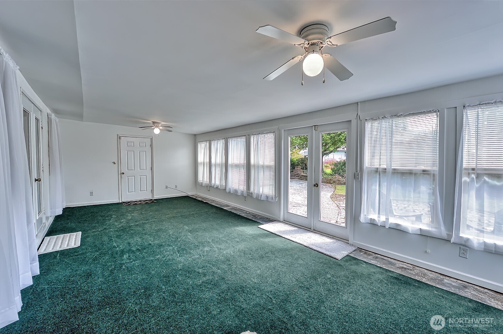 1724 Sunset Drive , Burlington, WA 98233