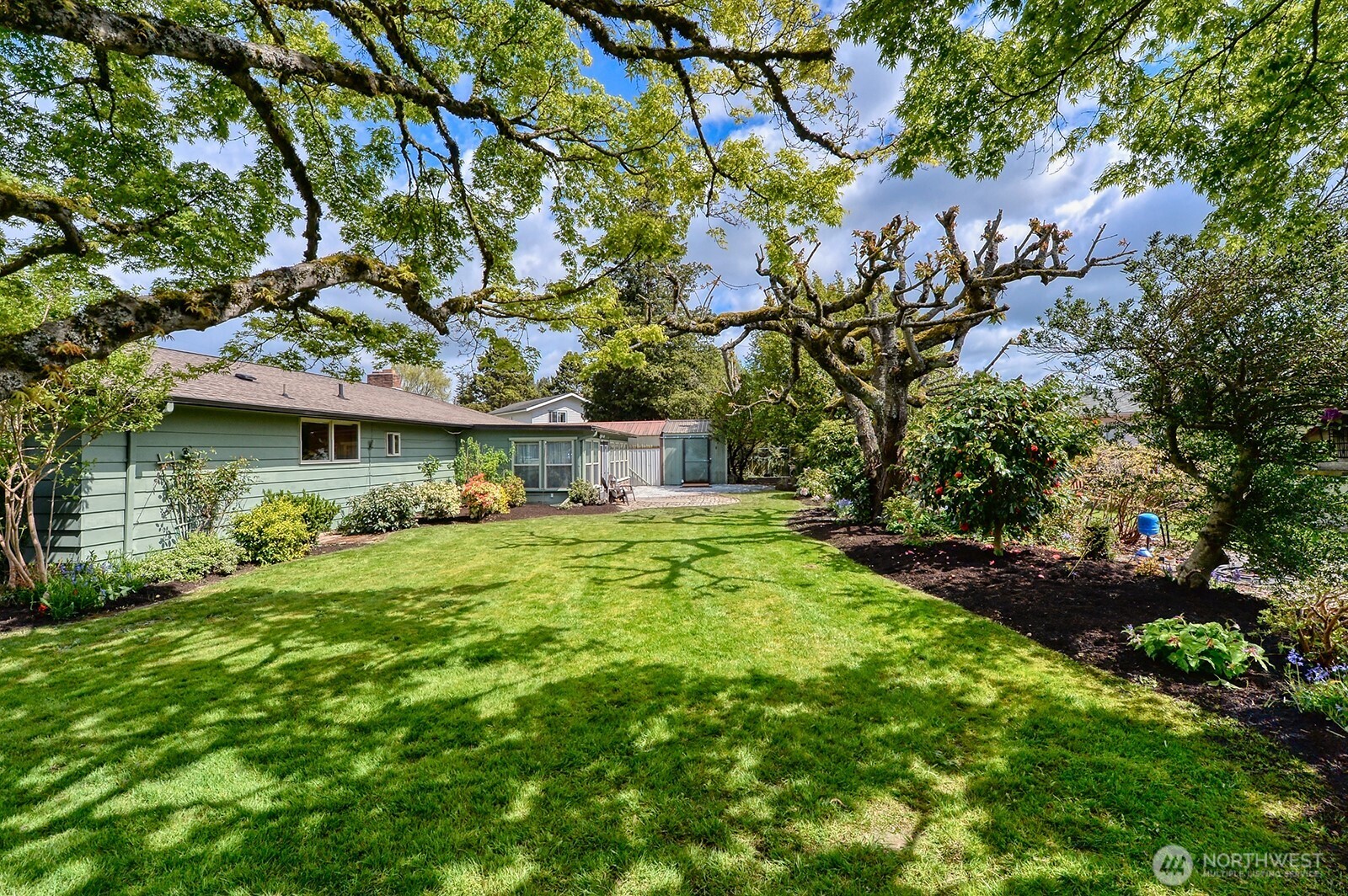 1724 Sunset Drive , Burlington, WA 98233