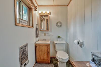 1724 Sunset Drive , Burlington, WA 98233 - Photo 10