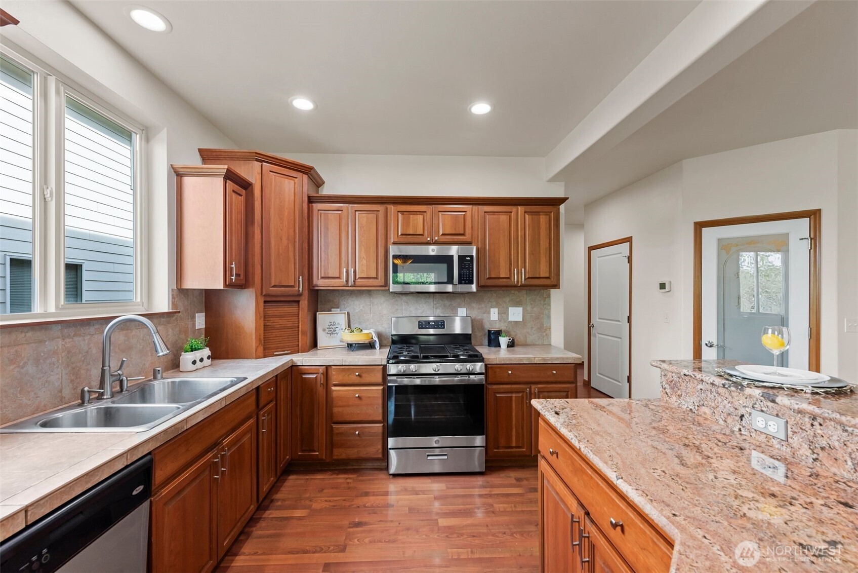 23809 22nd Avenue W, Bothell, WA 98021