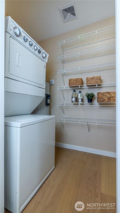 10042 Main Street #427, Bellevue, WA 98004-6046 - Photo 26