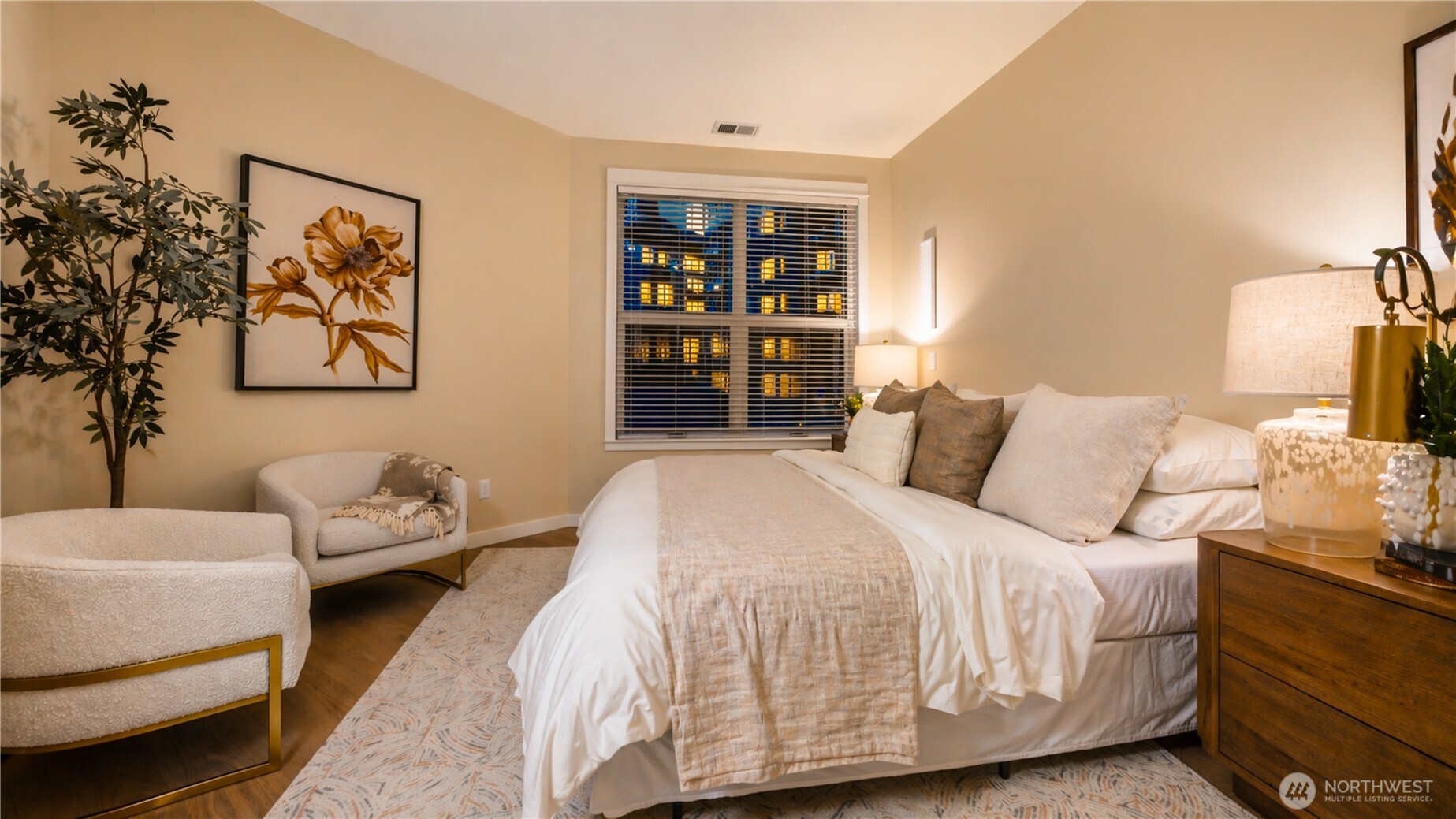 10042 Main Street #427, Bellevue, WA 98004-6046