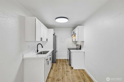 6817 137th Place NE #451, Redmond, WA 98052-9739 - Photo 3