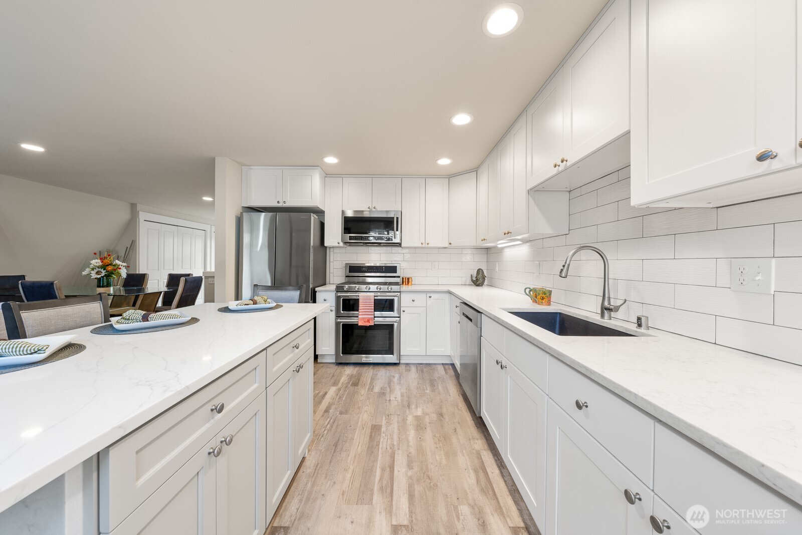 12011 9th Avenue NW #2, Seattle, WA 98177-3436