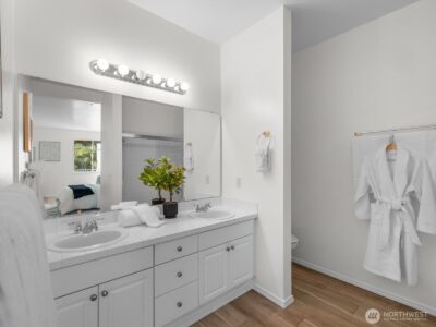 17426 Bothell Way NE #A-407, Bothell, WA 98011 - Photo 17
