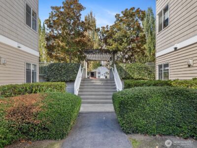 17426 Bothell Way NE #A-407, Bothell, WA 98011 - Photo 32