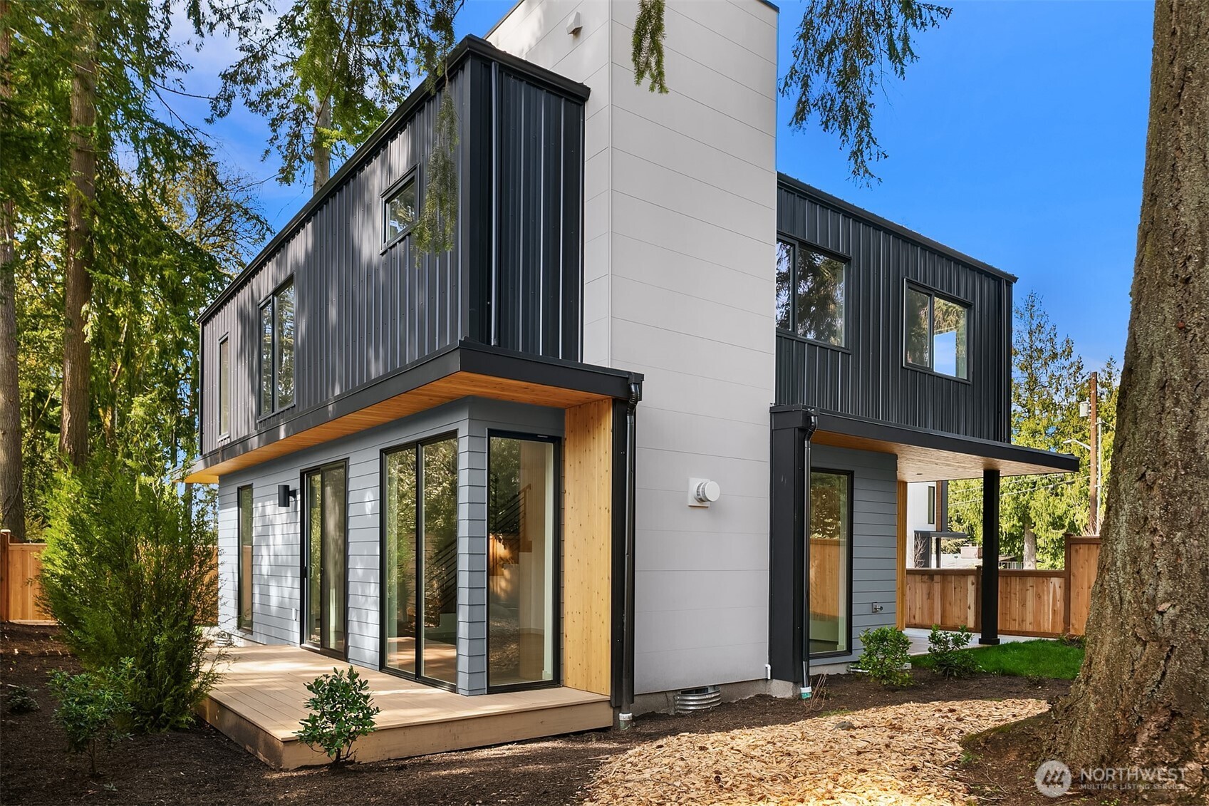 12249 NE 66TH Street , Kirkland, WA 98033