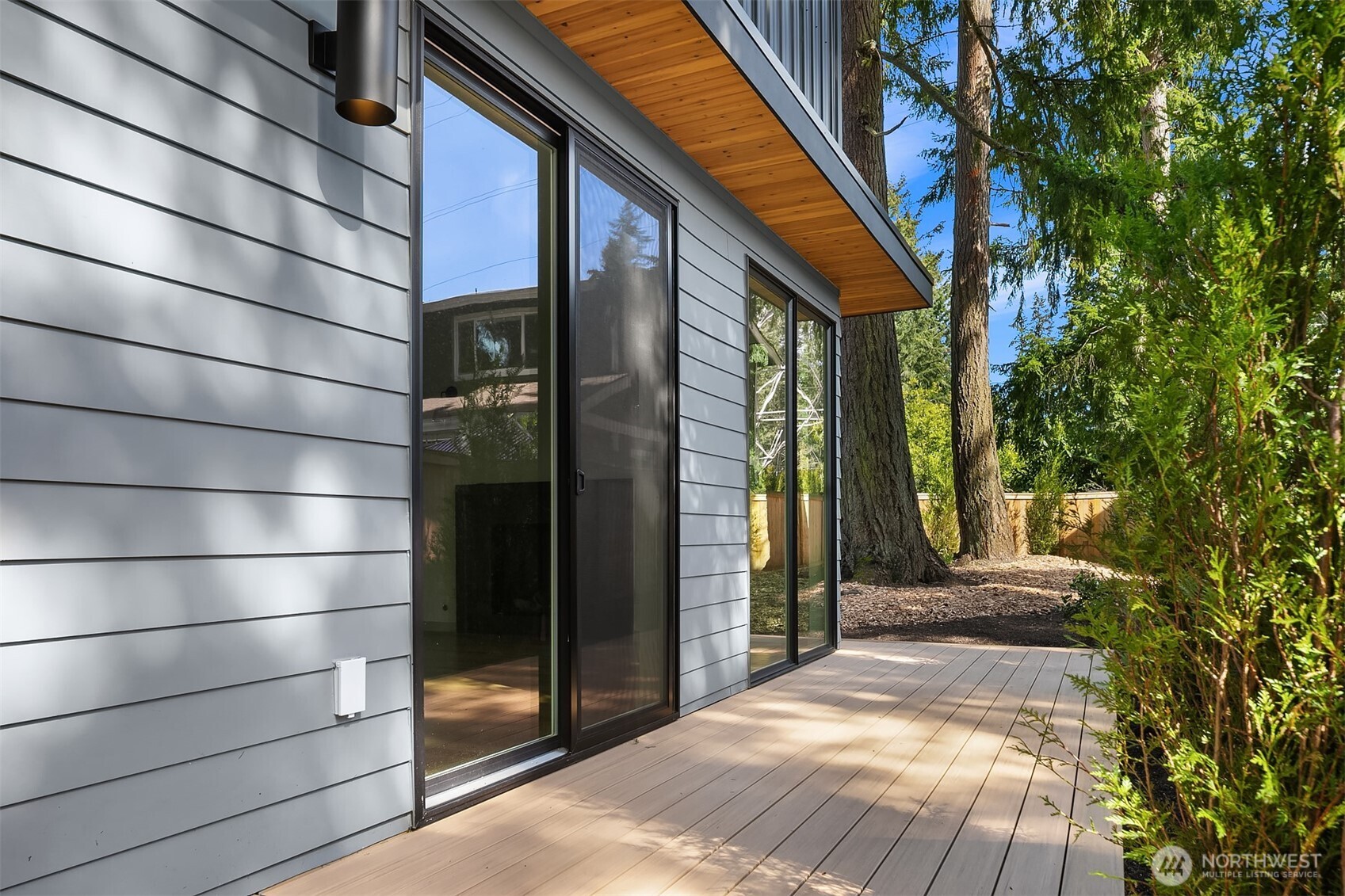 12249 NE 66TH Street , Kirkland, WA 98033