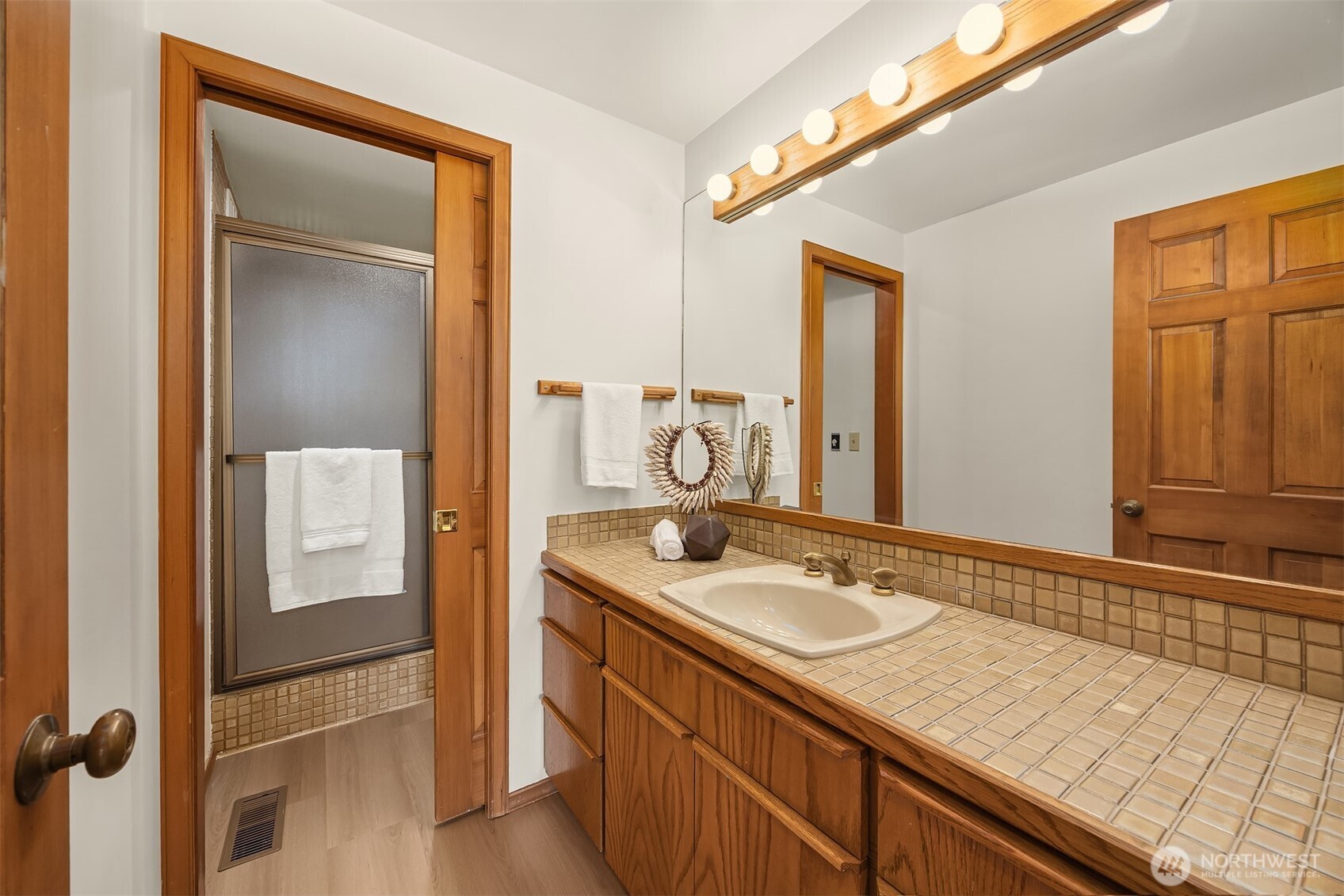 5303 143rd Avenue SE, Bellevue, WA 98006