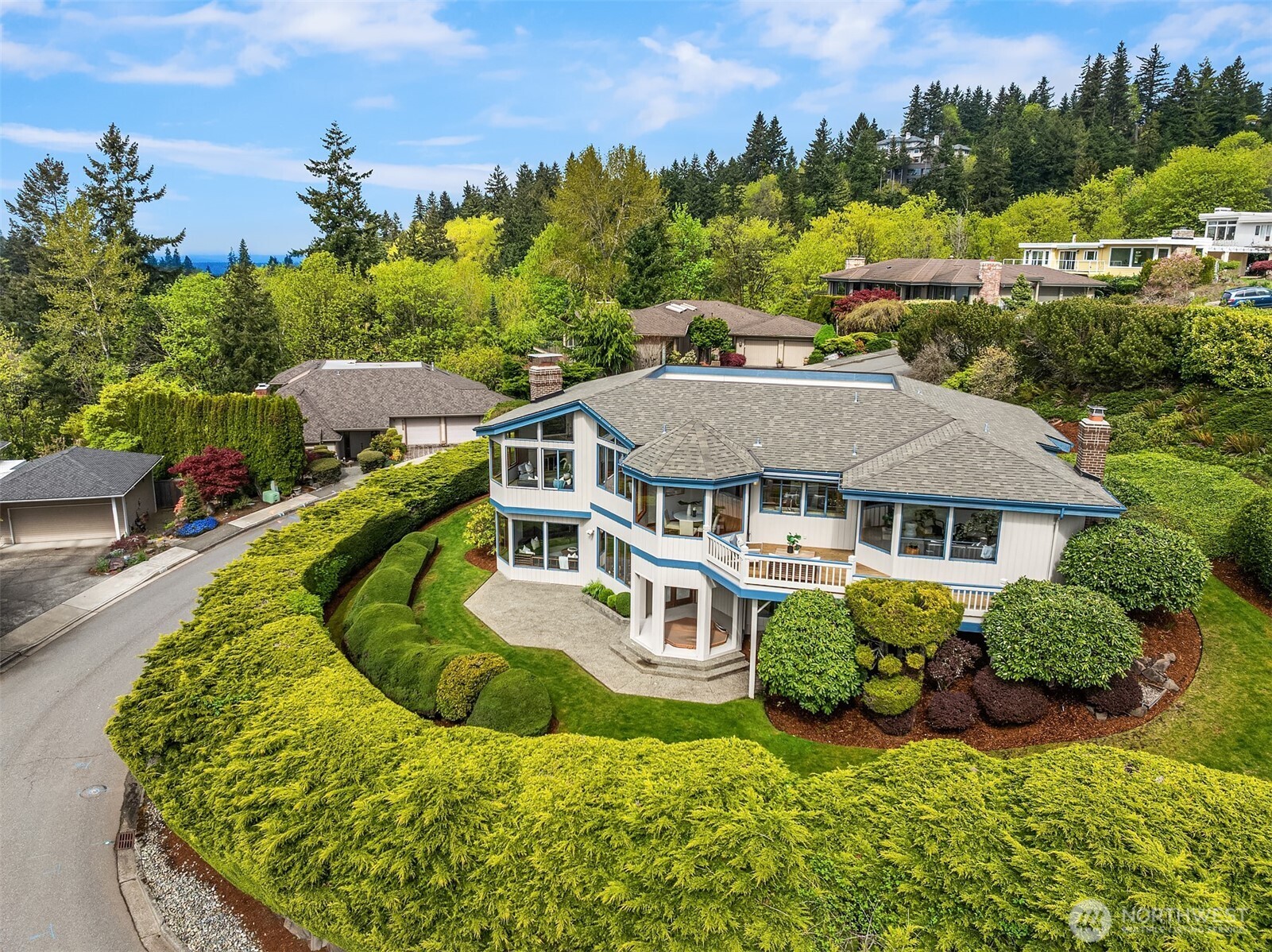 5303 143rd Avenue SE, Bellevue, WA 98006