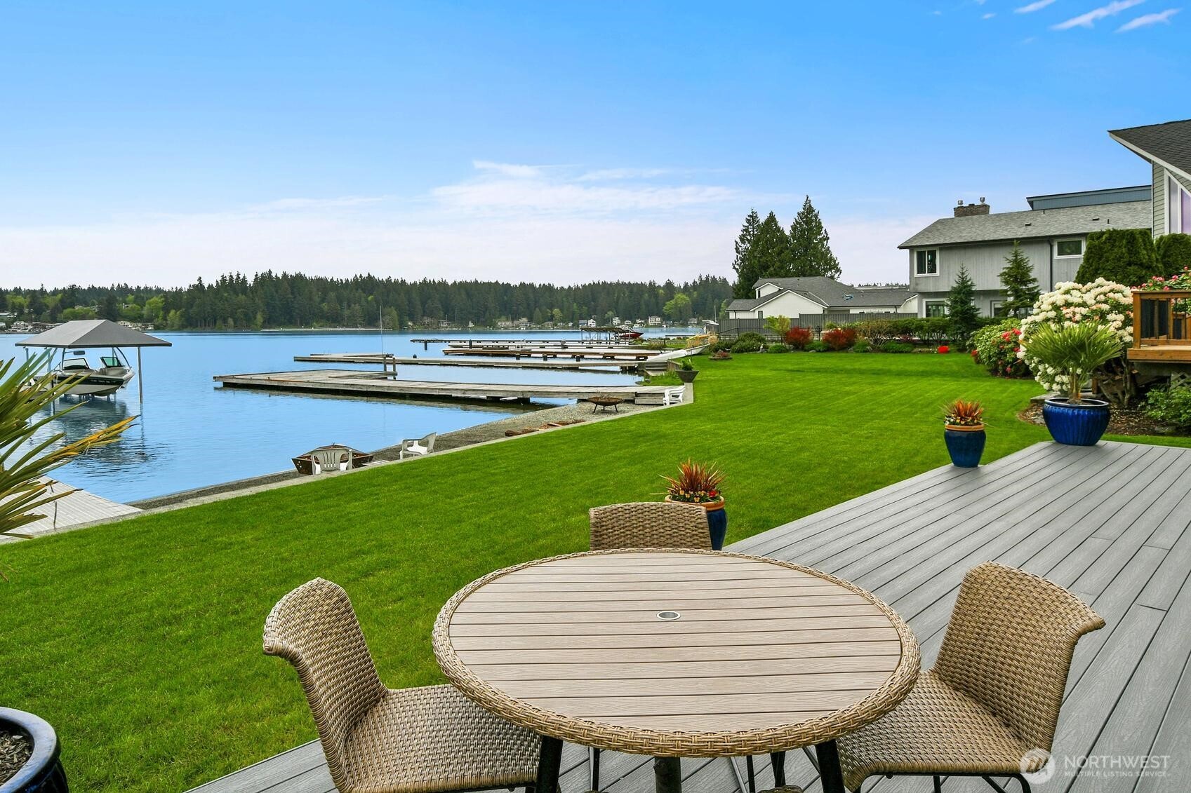 15105 W Lake Goodwin Road , Stanwood, WA 98292