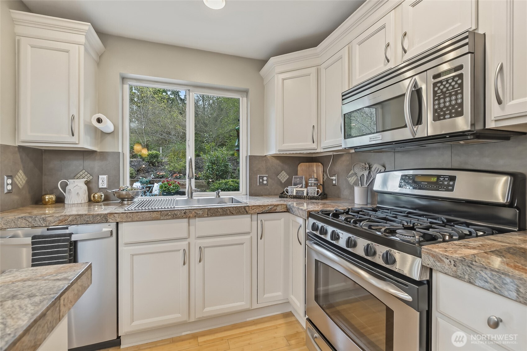 20059 SE 290th Place , Kent, WA 98042