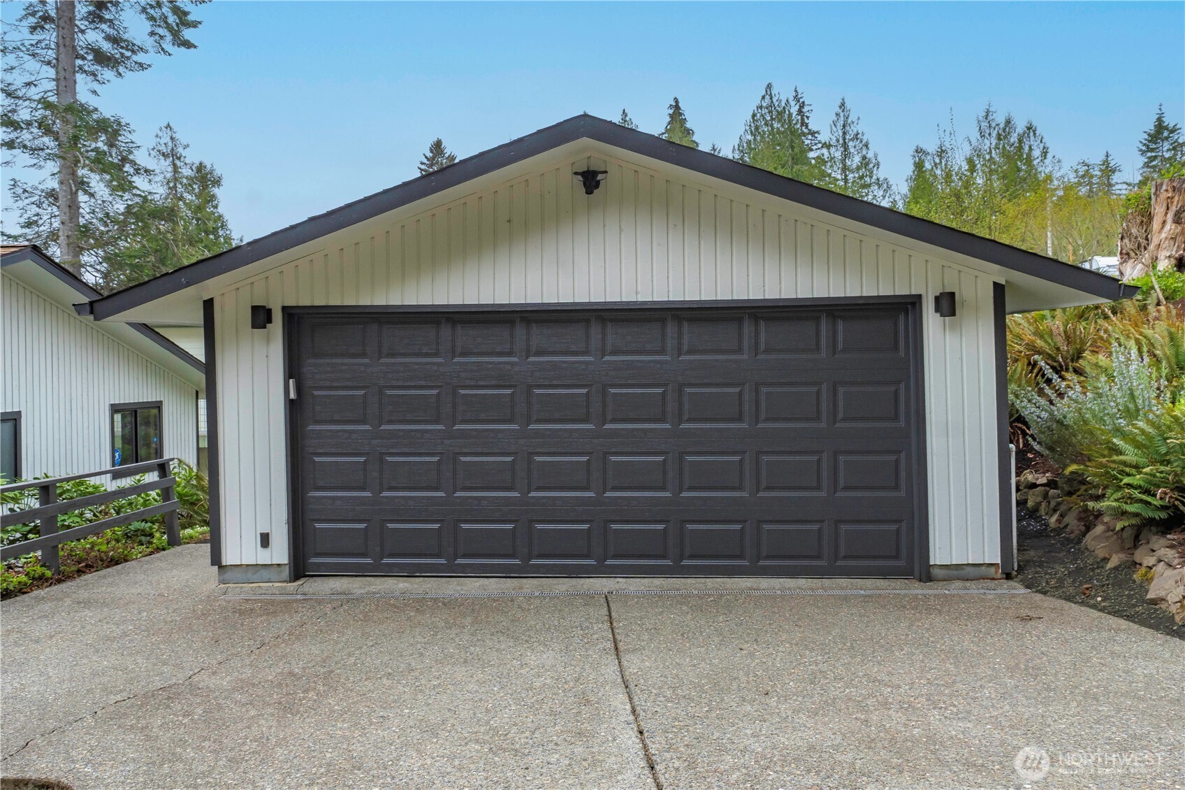 461 SE Kamilche Shores Road , Shelton, WA 98584